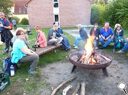 am Lagerfeuer am Lagerfeuer