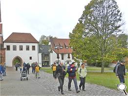 Wir verlassen die Klosteranlage.