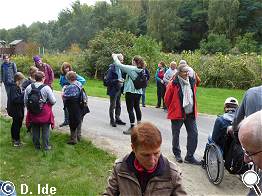 weiter essen und weiter schwatzen