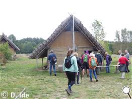 hinein in das germanische Haus
