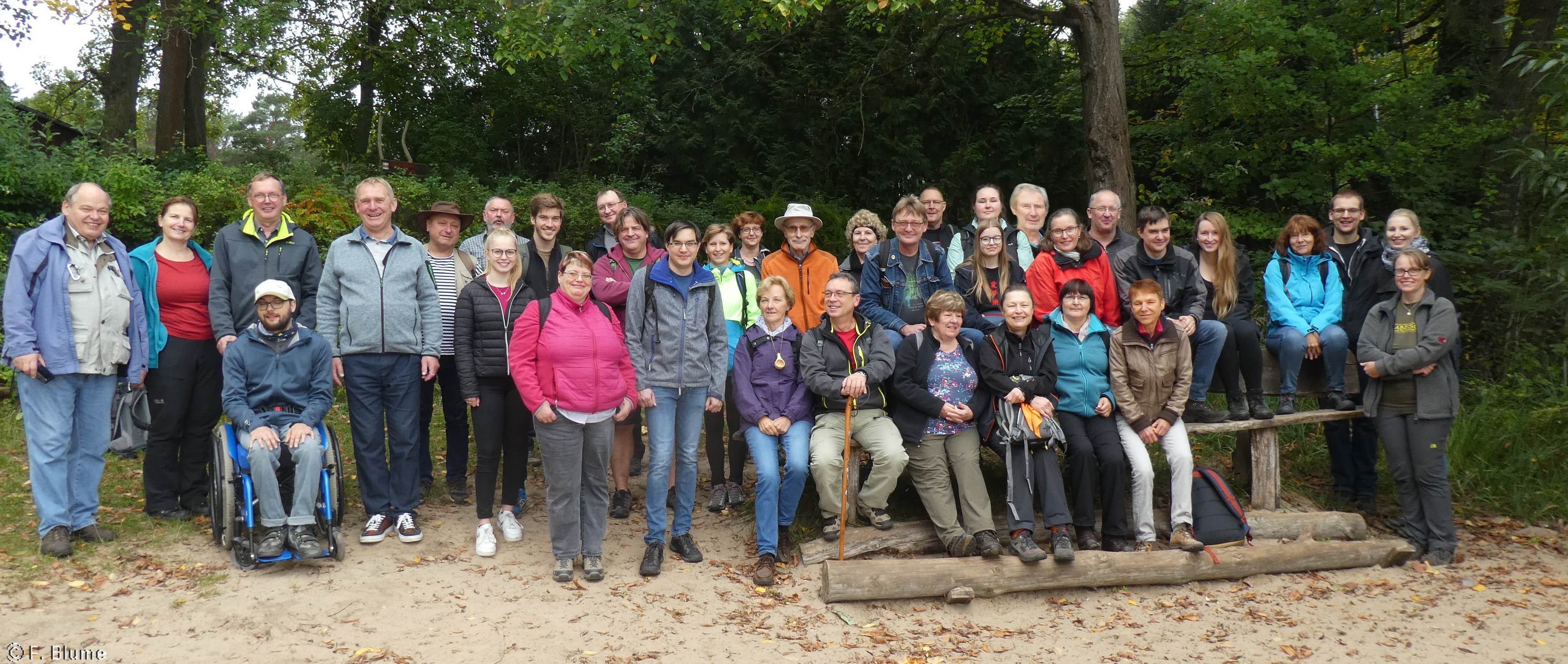Gruppenfoto im Großformat.