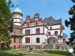 Schloss Wiligrad in ganzer Pracht