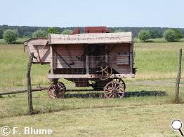 alte Dreschmaschine
