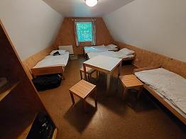 gen�gend Platz im Innern und Gazefenster