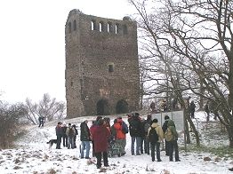 romanischer Ruinenrest der Kirche von Nordhusen