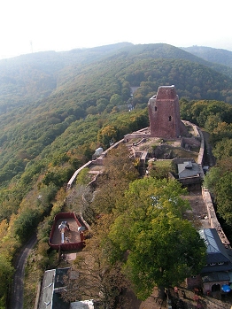 Kyffhäusergebirge mit der Burgruine Kyffhausen