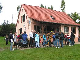 Treff vor »Haus Mückenbusch«.