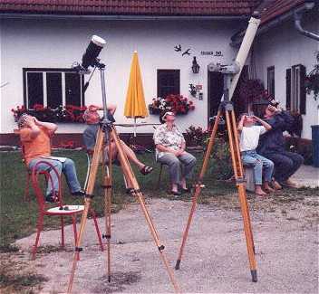 Alle warten auf die Totalität