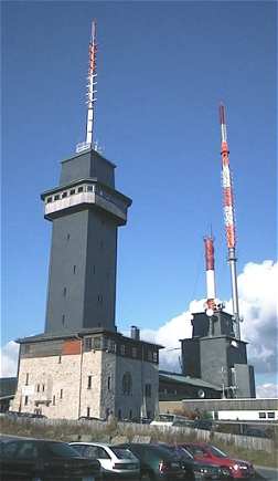 Aussichtsturm umd Wanderheim auf dem Groen Feldberg