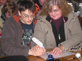 Richard und Christine üben gemeinsam.