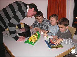 Jürgen macht die Technik klar.