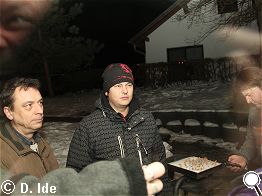 Geraucht wird draußen.