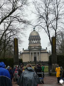 Eingang zum Mausoleumspark (heute Tierpark Dessau).
