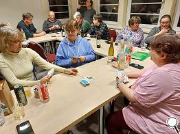 Es wird gespielt, ....