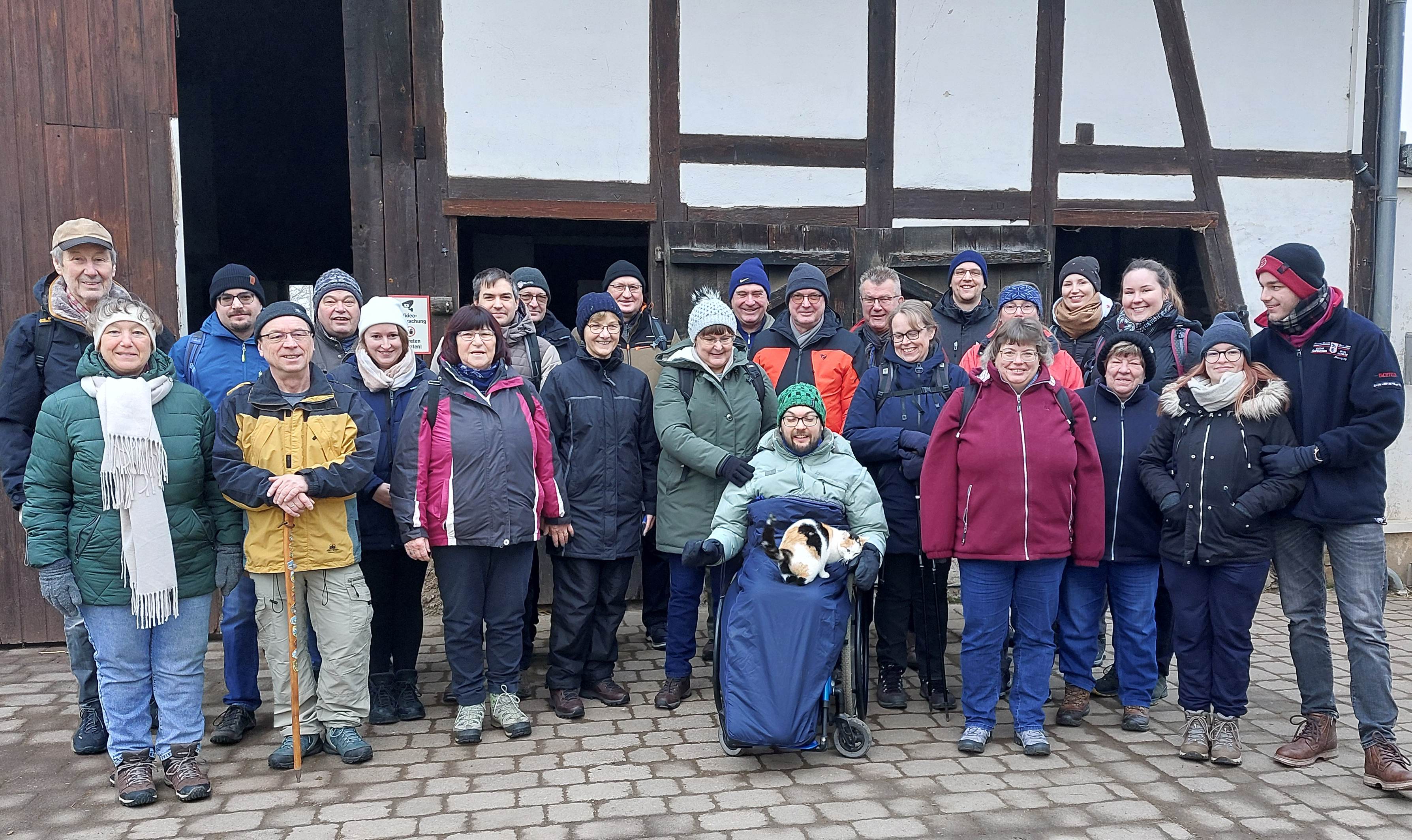 Gruppenfoto im Großformat.